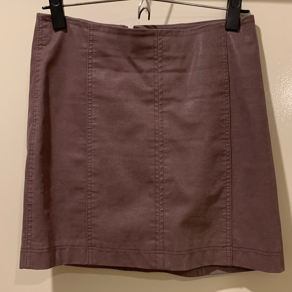 Free People -Modern Femme Vegan Suede Mini Skirt